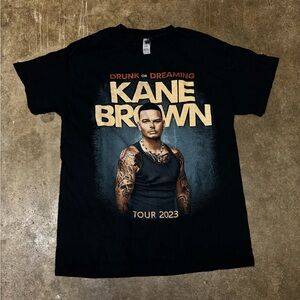 Kane brown tour shirt size small